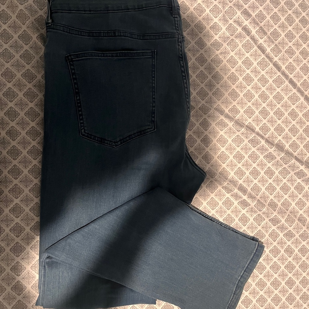 Blue Denim Jeans 34x32 - Picture 2 of 3